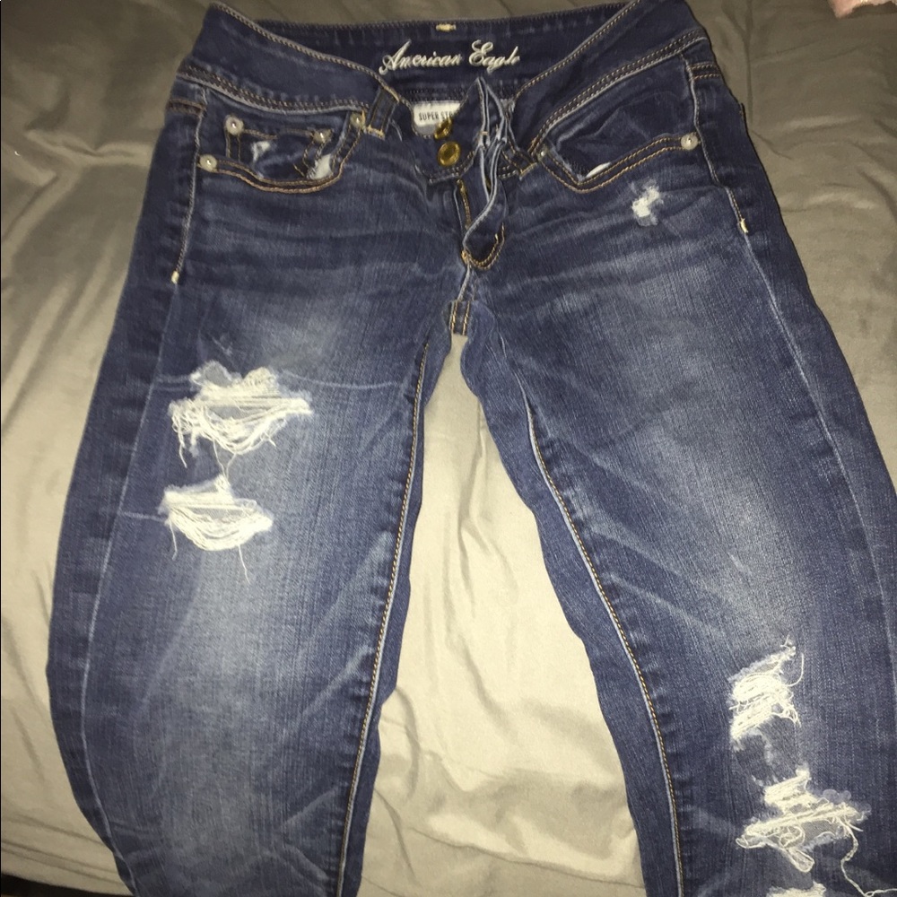 American eagle distressed skinny jeans